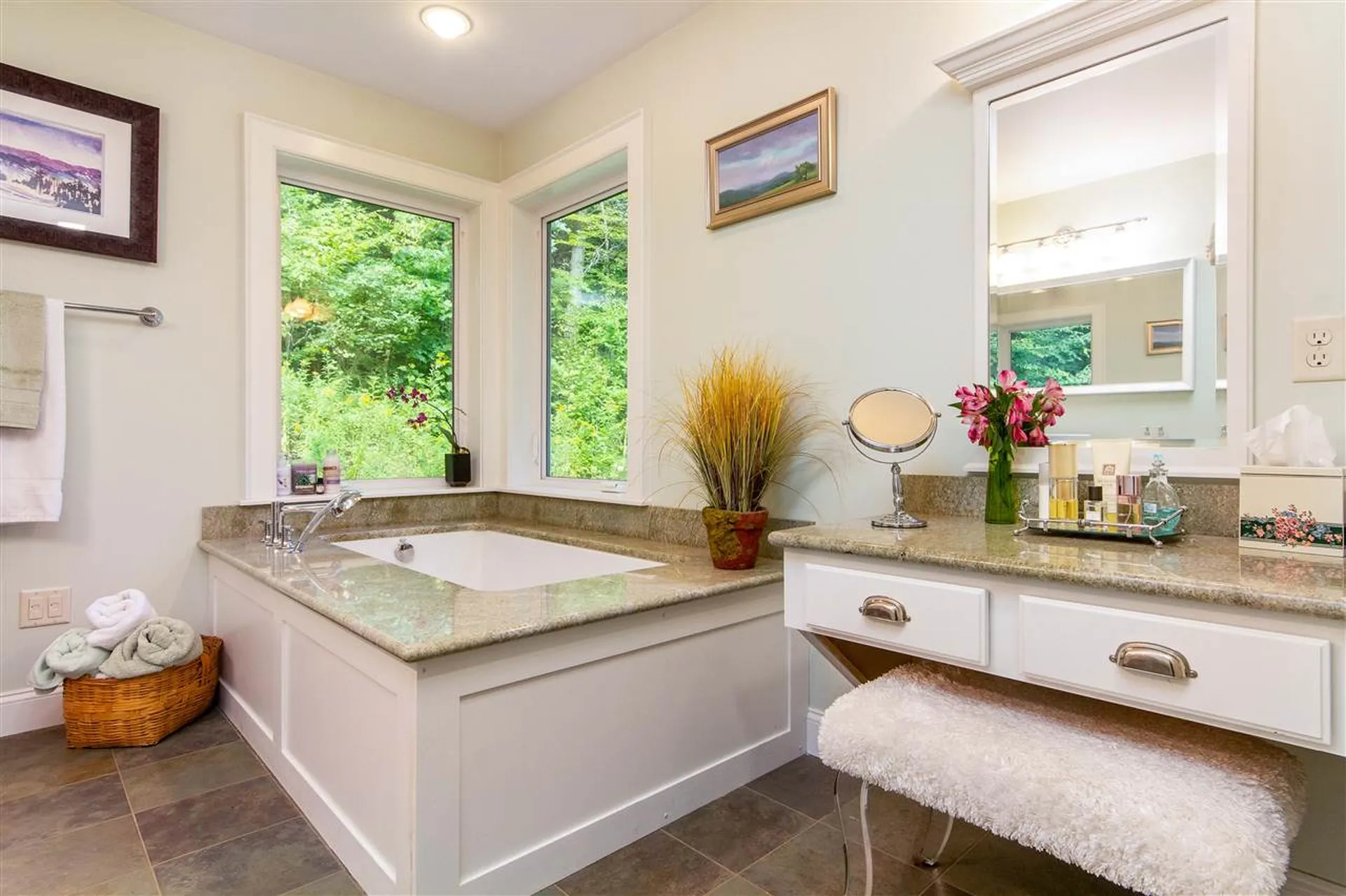 2022 Governor Chittenden Road Williston VT 05495