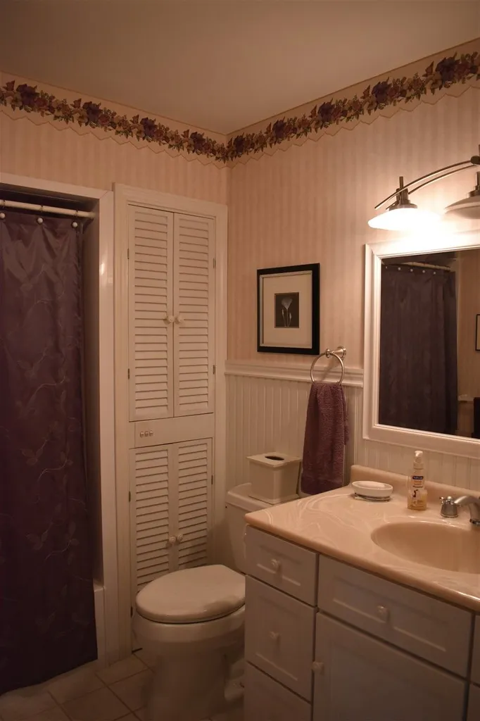 8 Forbes Circle Middlebury VT 05753