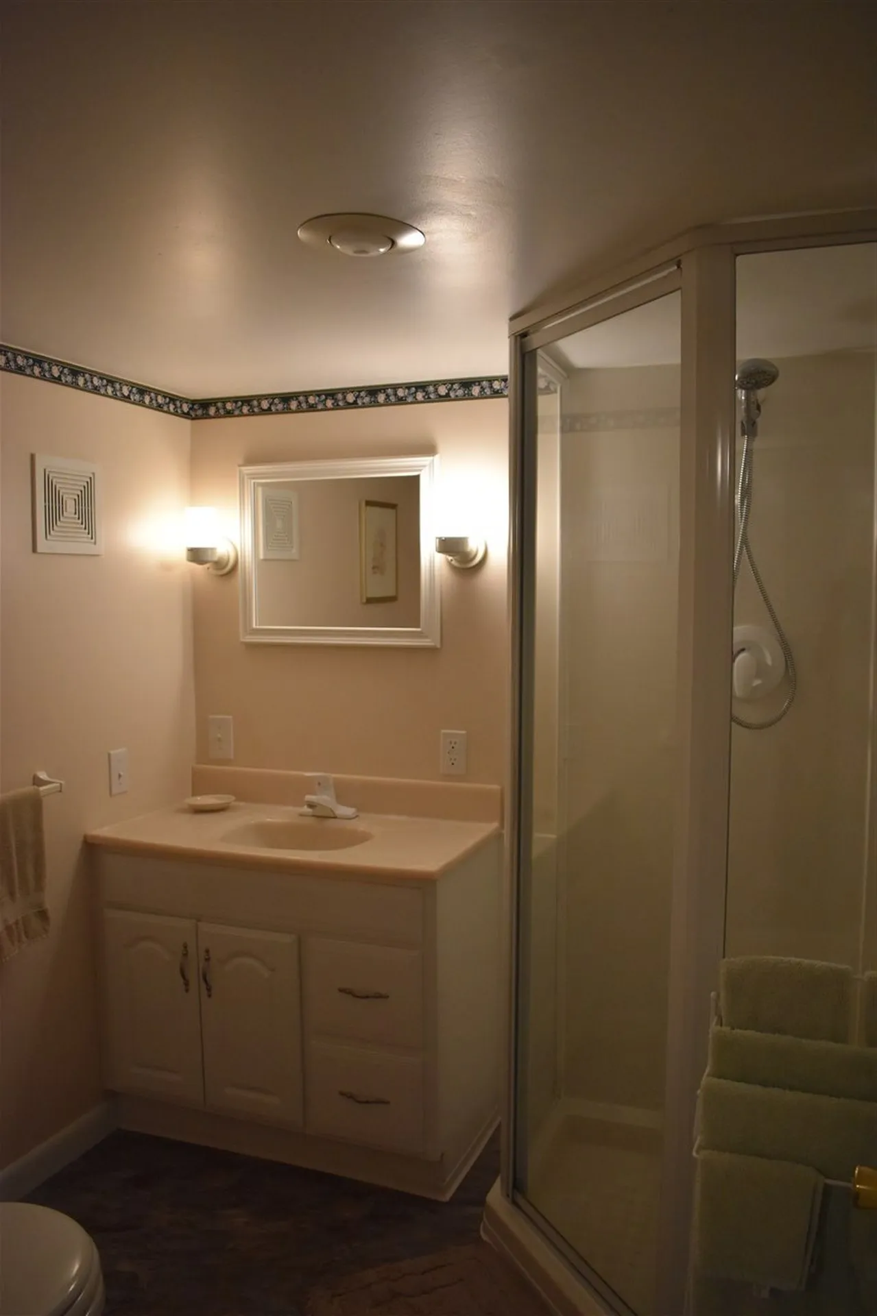 8 Forbes Circle Middlebury VT 05753
