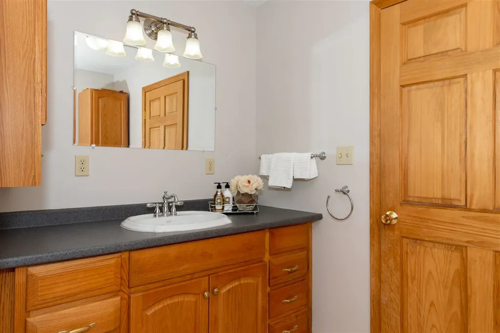 4a Smithwell Road Dover NH 03820