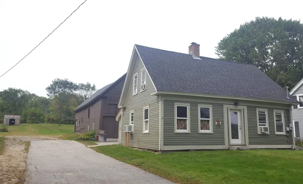34 Watson Street Pittsfield NH 03263