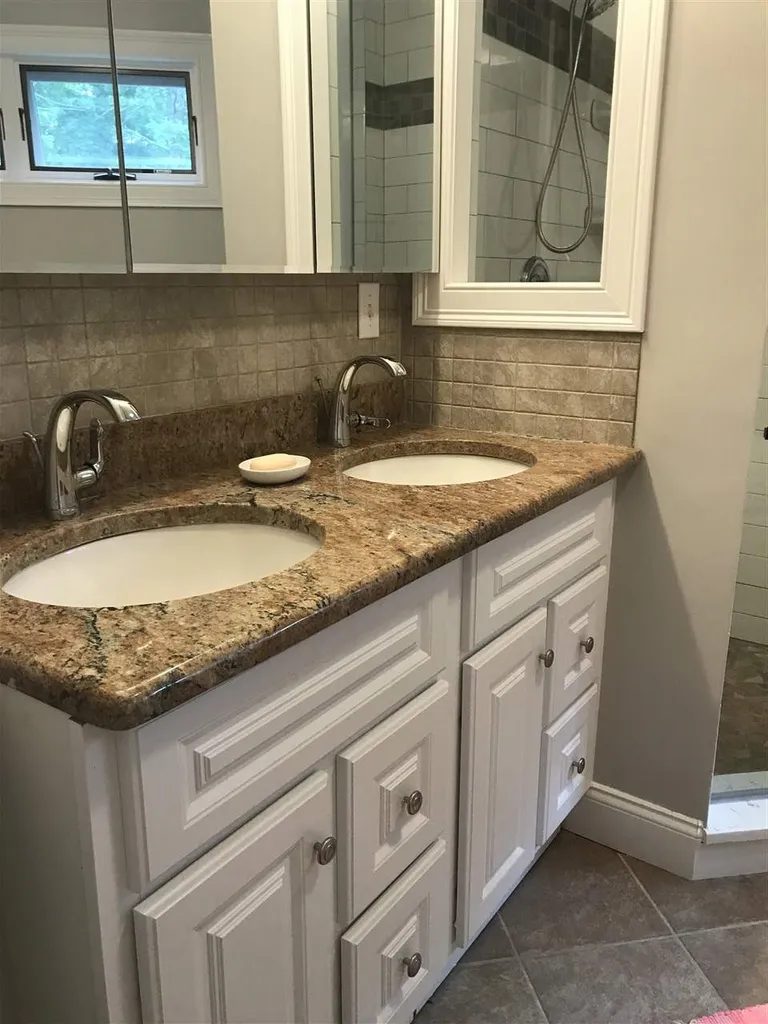 213 Bay Road Newmarket NH 03857