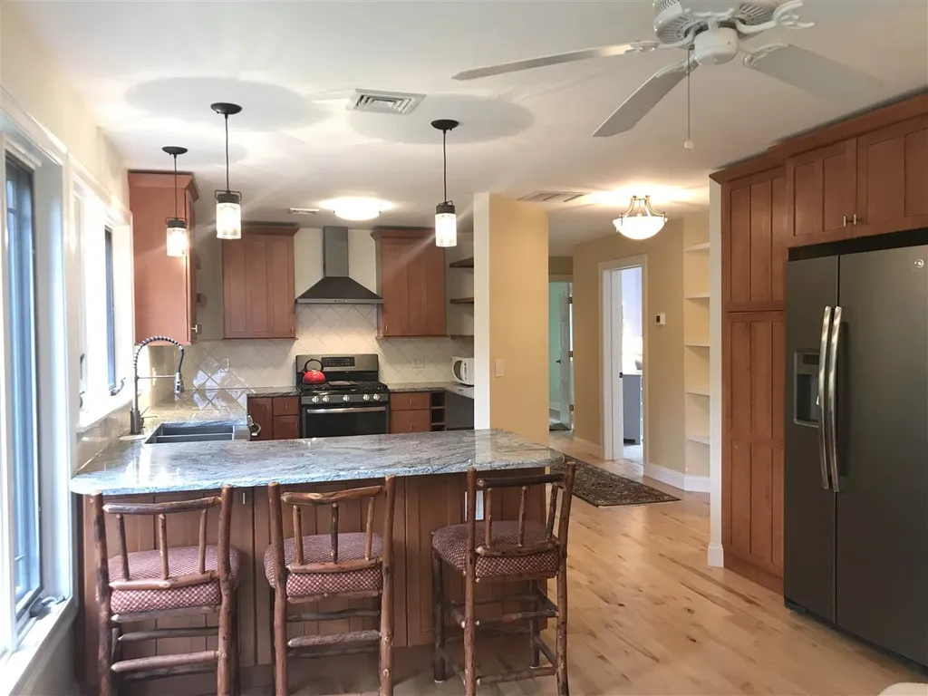 213 Bay Road Newmarket NH 03857