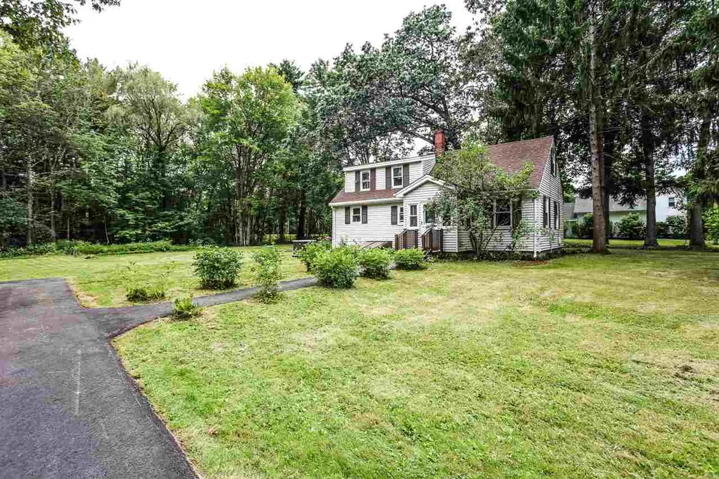 29 Bell Avenue Exeter NH 03833