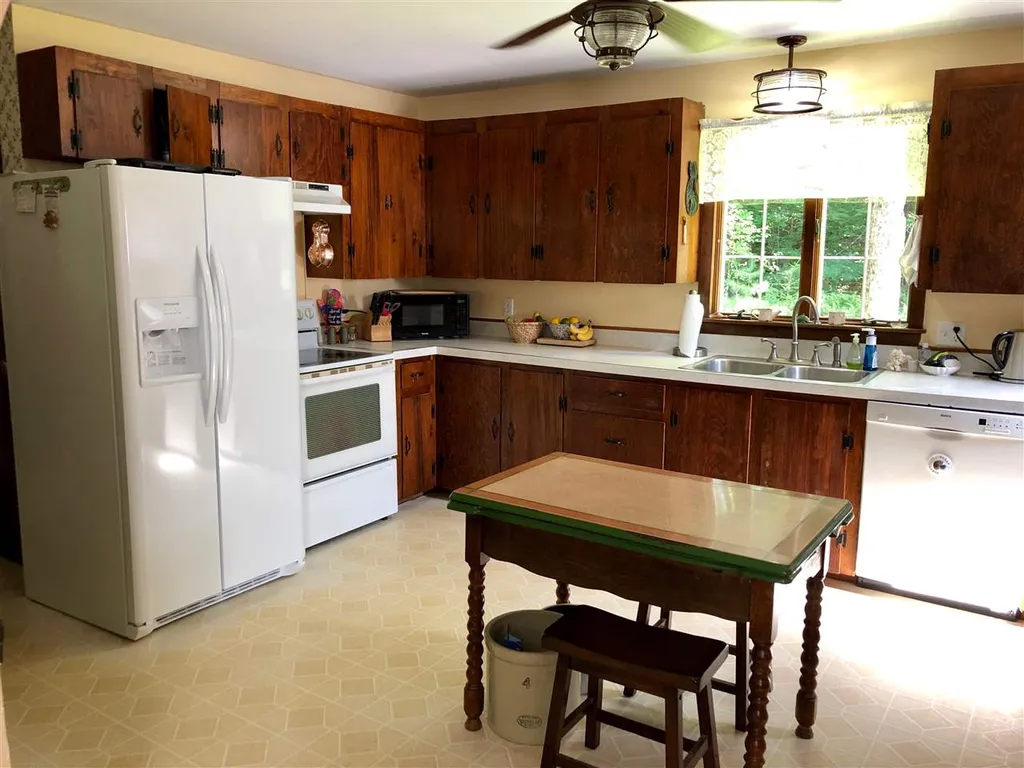 64 Kaulback Road Sanbornton NH 03269