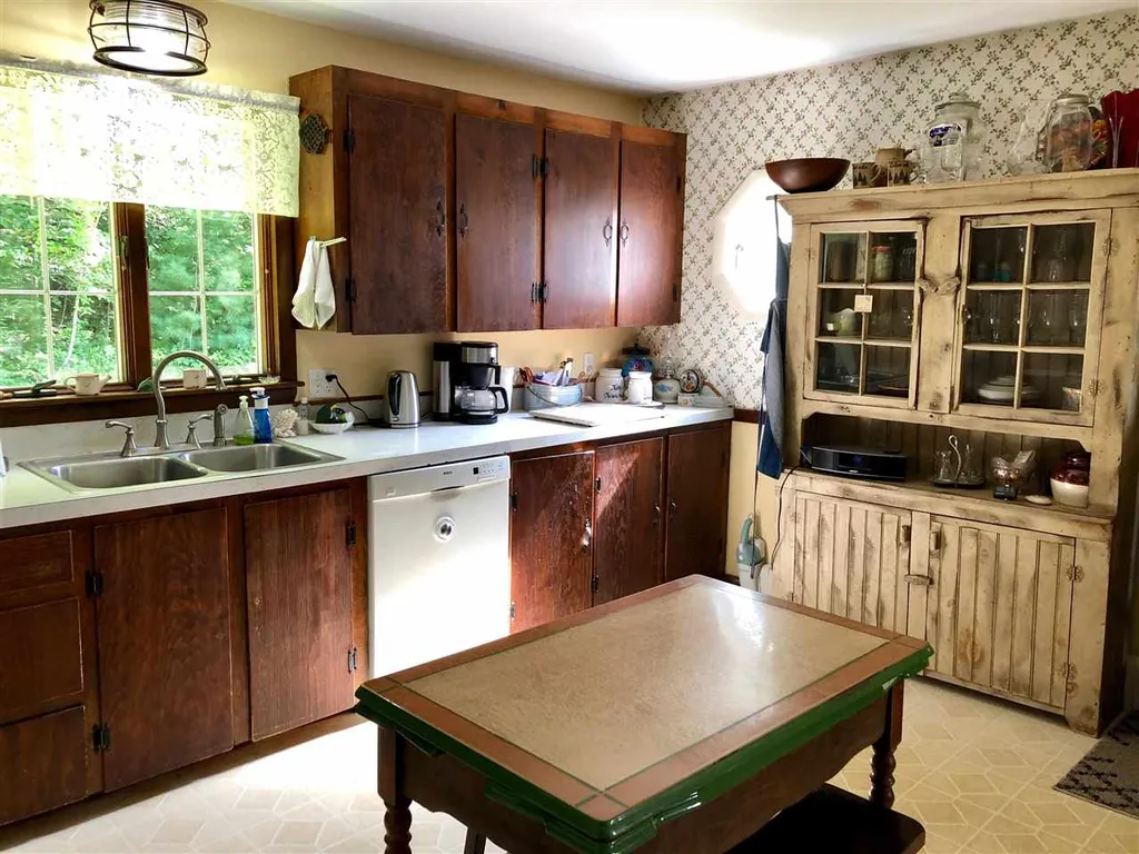 64 Kaulback Road Sanbornton NH 03269