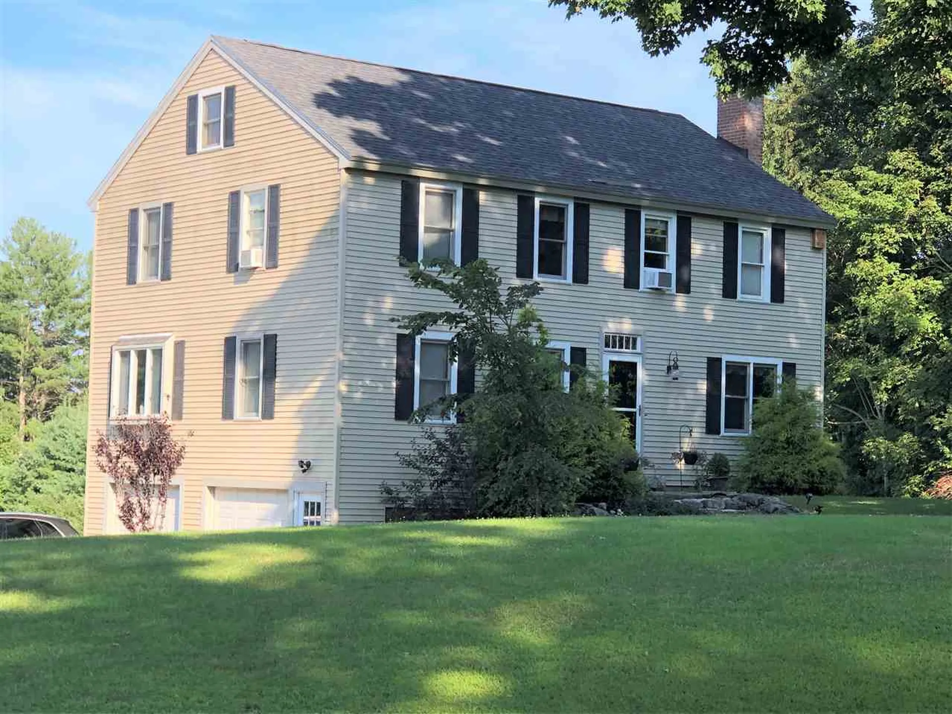 2 Robin Lane East Kingston NH 03827