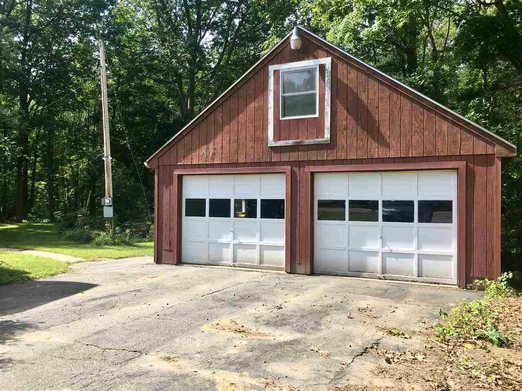 30 Haverhill Road East Kingston NH 03827