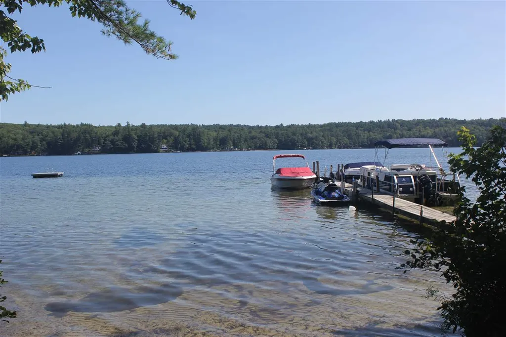 33 Eagle Ledge Road Meredith NH 03253