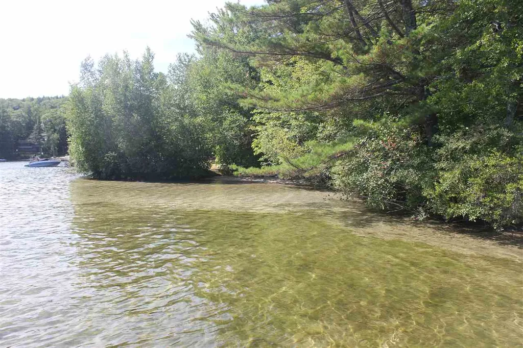 33 Eagle Ledge Road Meredith NH 03253