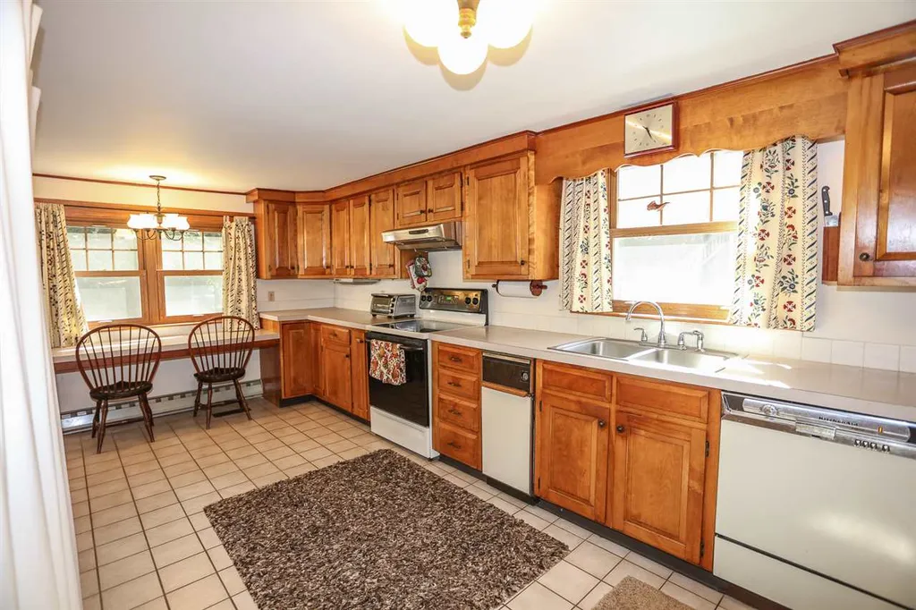 108 Hamel Road Sunapee NH 03782