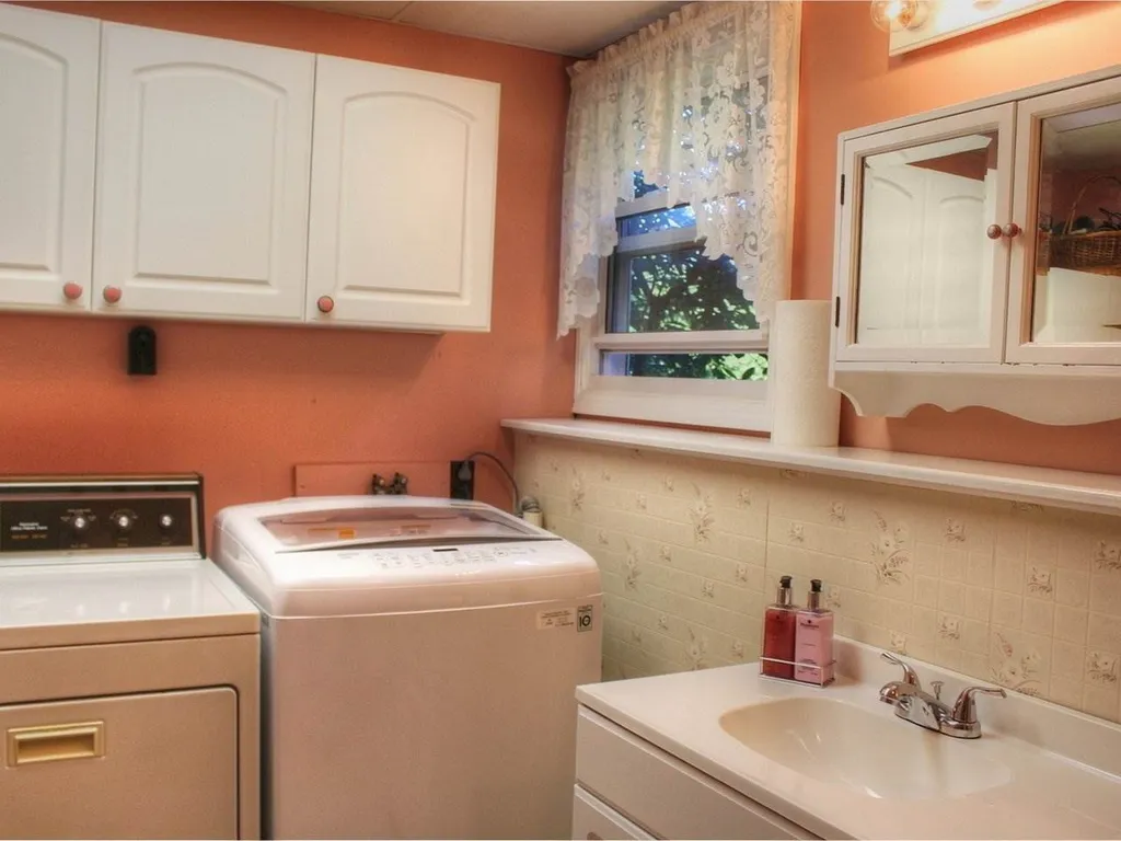 83 Woodside Drive Colchester VT 05446