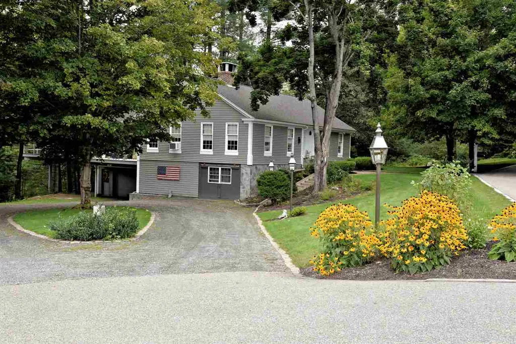 2 Garneau Road Franklin NH 03235