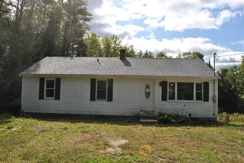 95 Governor Wentworth Highway Wolfeboro NH 03894