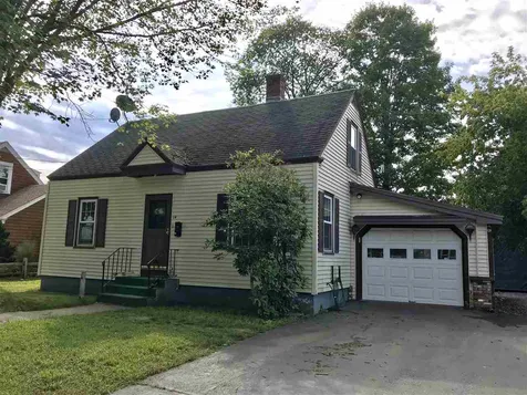 14 Byrd Avenue Claremont NH 03743