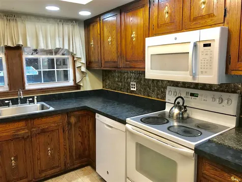 14 Byrd Avenue Claremont NH 03743