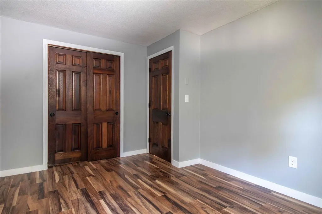 3 Gordon Drive Londonderry NH 03053