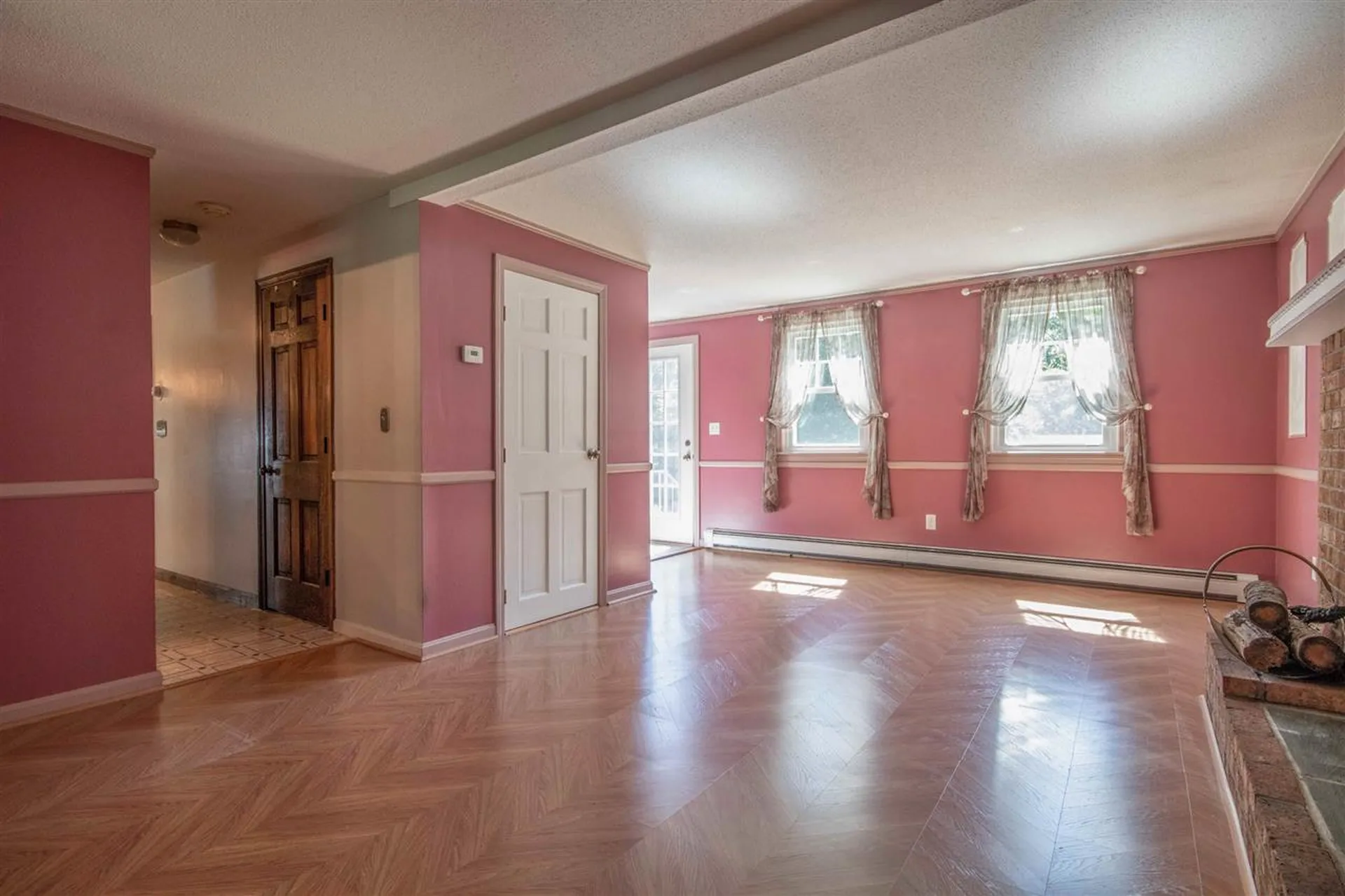 3 Gordon Drive Londonderry NH 03053