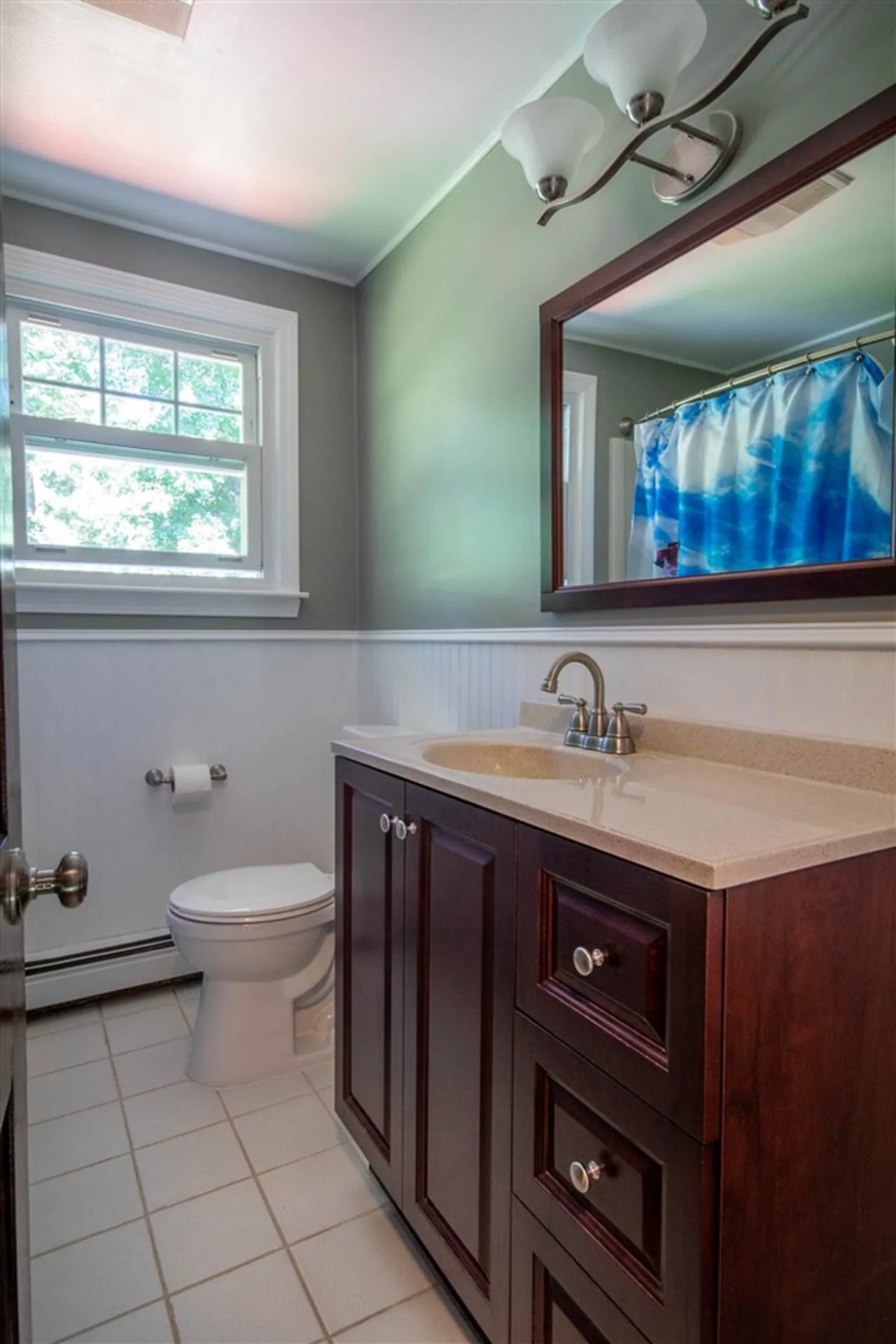 3 Gordon Drive Londonderry NH 03053