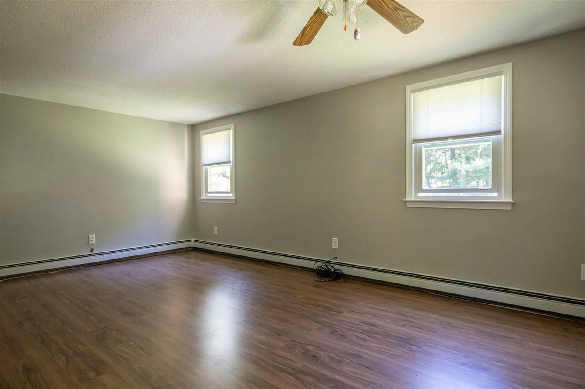 3 Gordon Drive Londonderry NH 03053