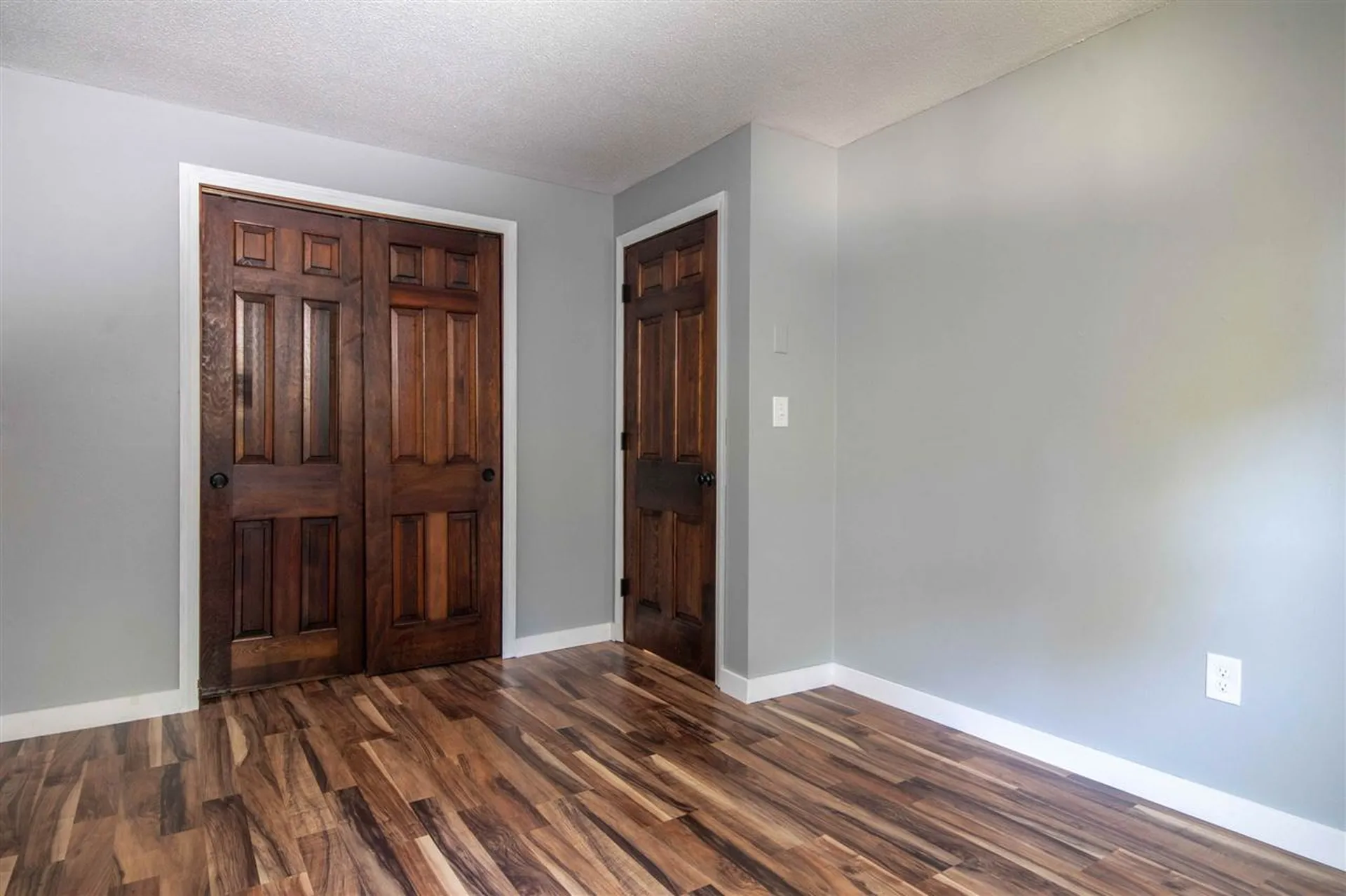 3 Gordon Drive Londonderry NH 03053