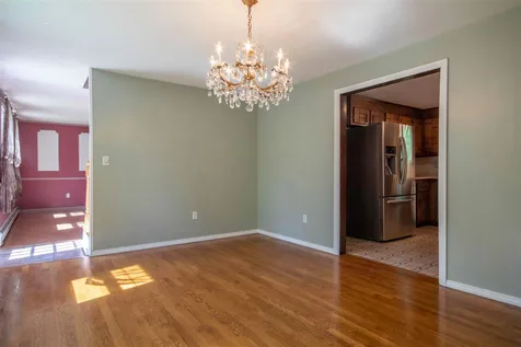 3 Gordon Drive Londonderry NH 03053