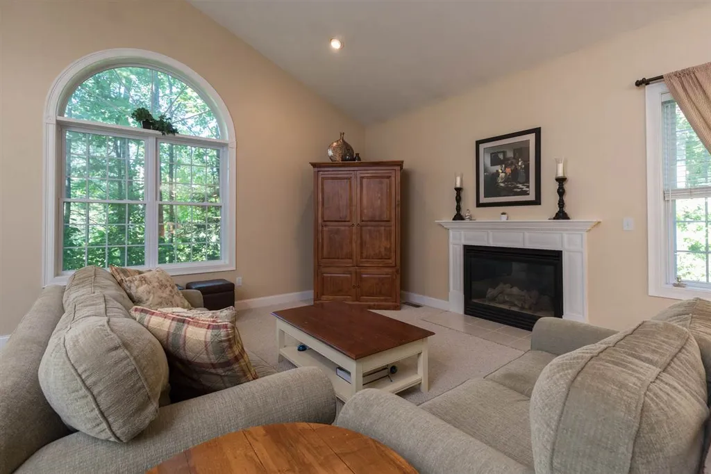 39 Overlook Drive Dover NH 03820