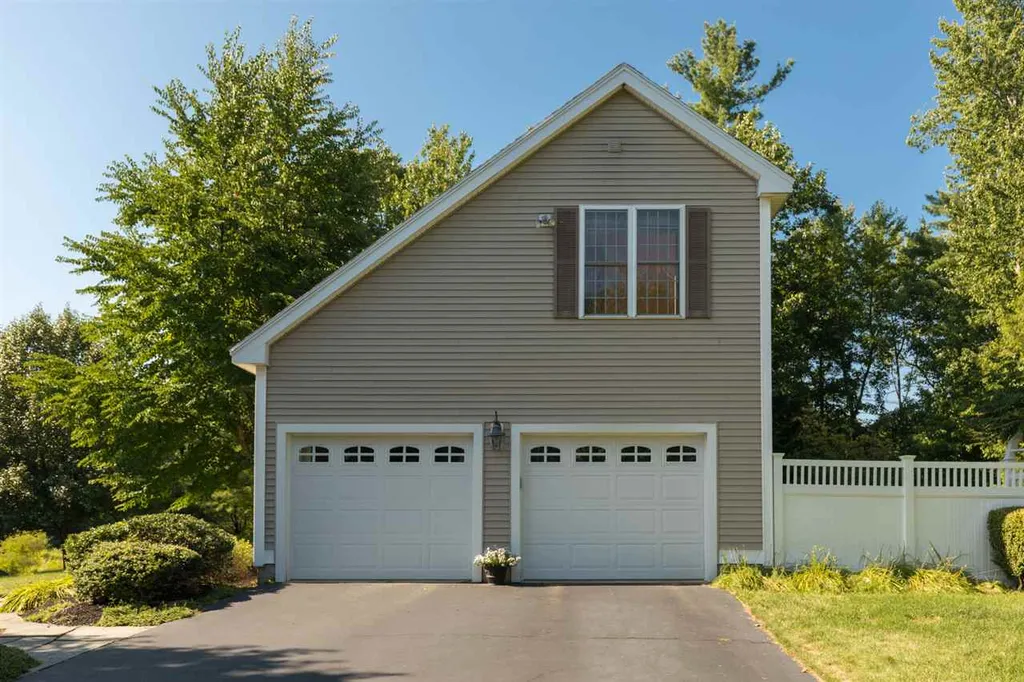 39 Overlook Drive Dover NH 03820