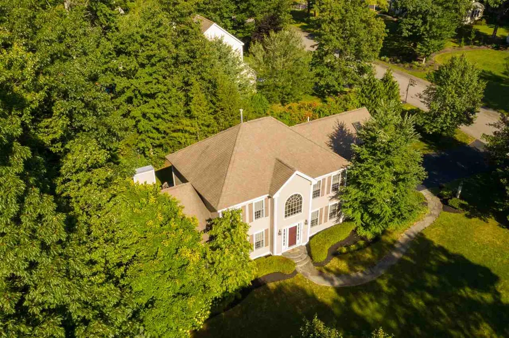 39 Overlook Drive Dover NH 03820