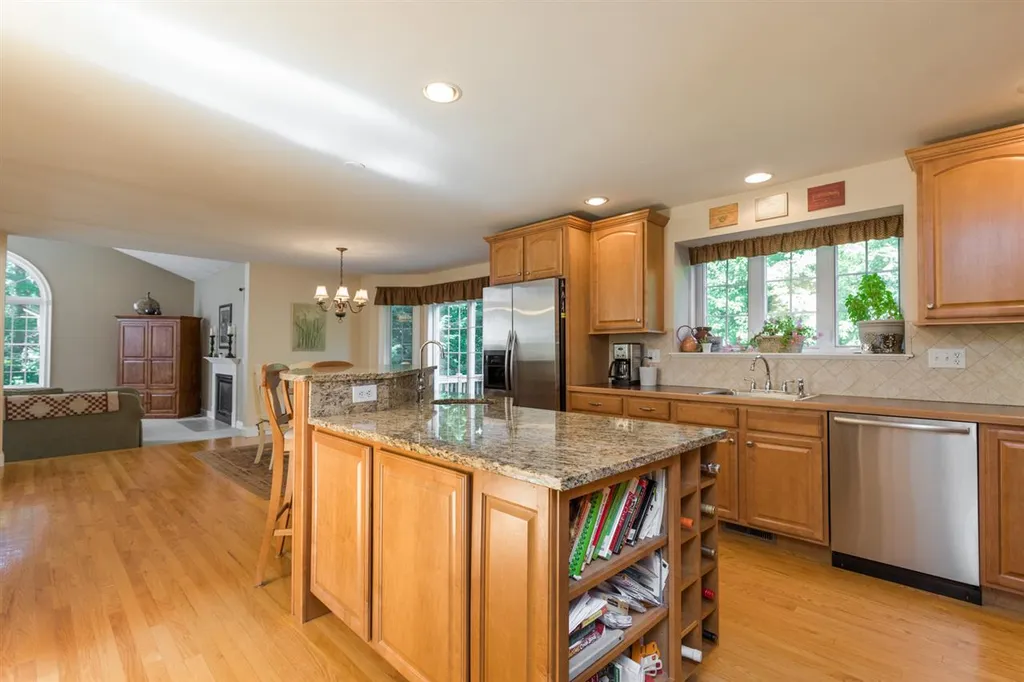 39 Overlook Drive Dover NH 03820