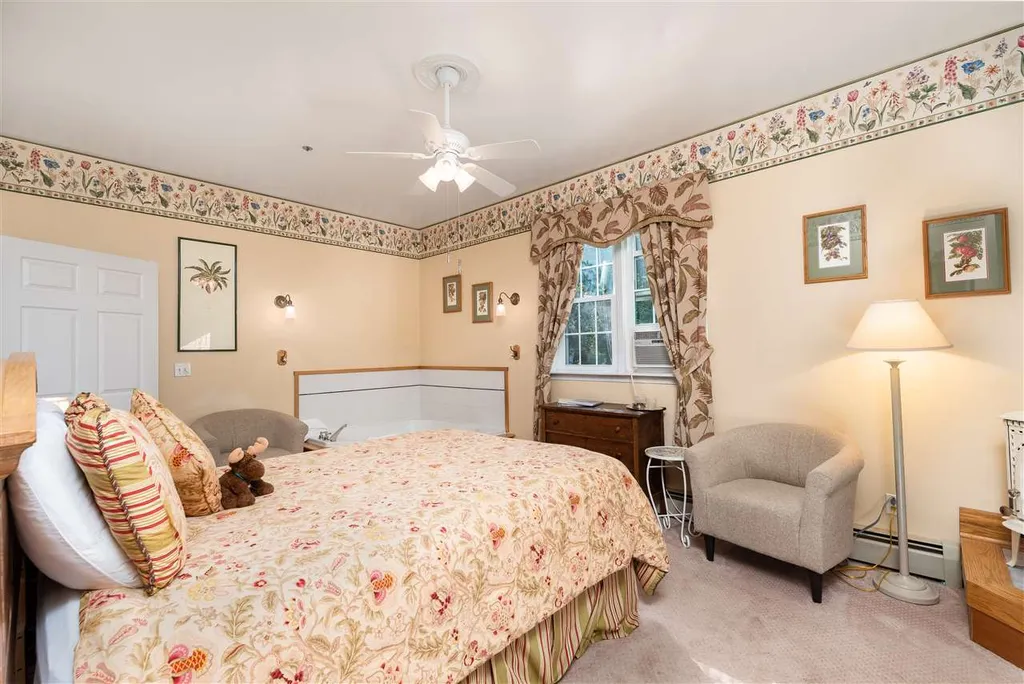 3552 White Mountain Highway Conway NH 03860