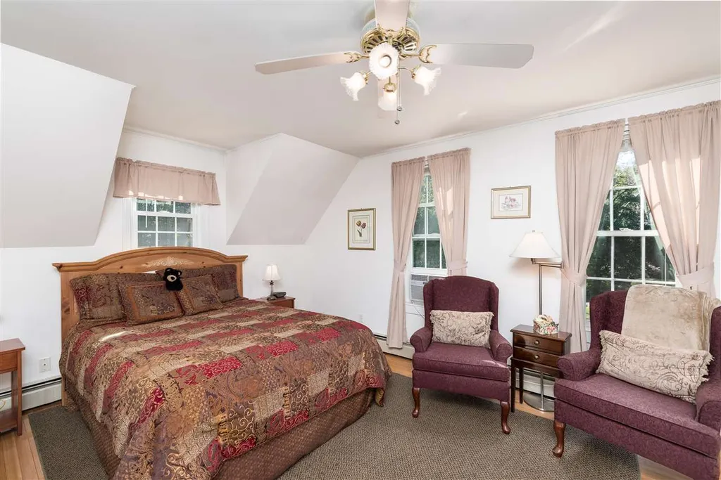 3552 White Mountain Highway Conway NH 03860