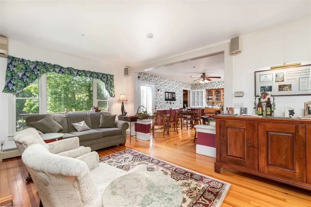 3552 White Mountain Highway Conway NH 03860