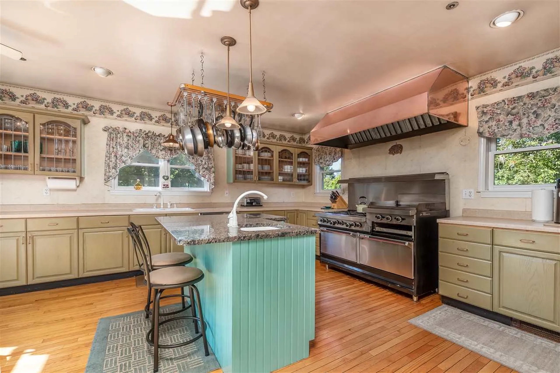 3552 White Mountain Highway Conway NH 03860
