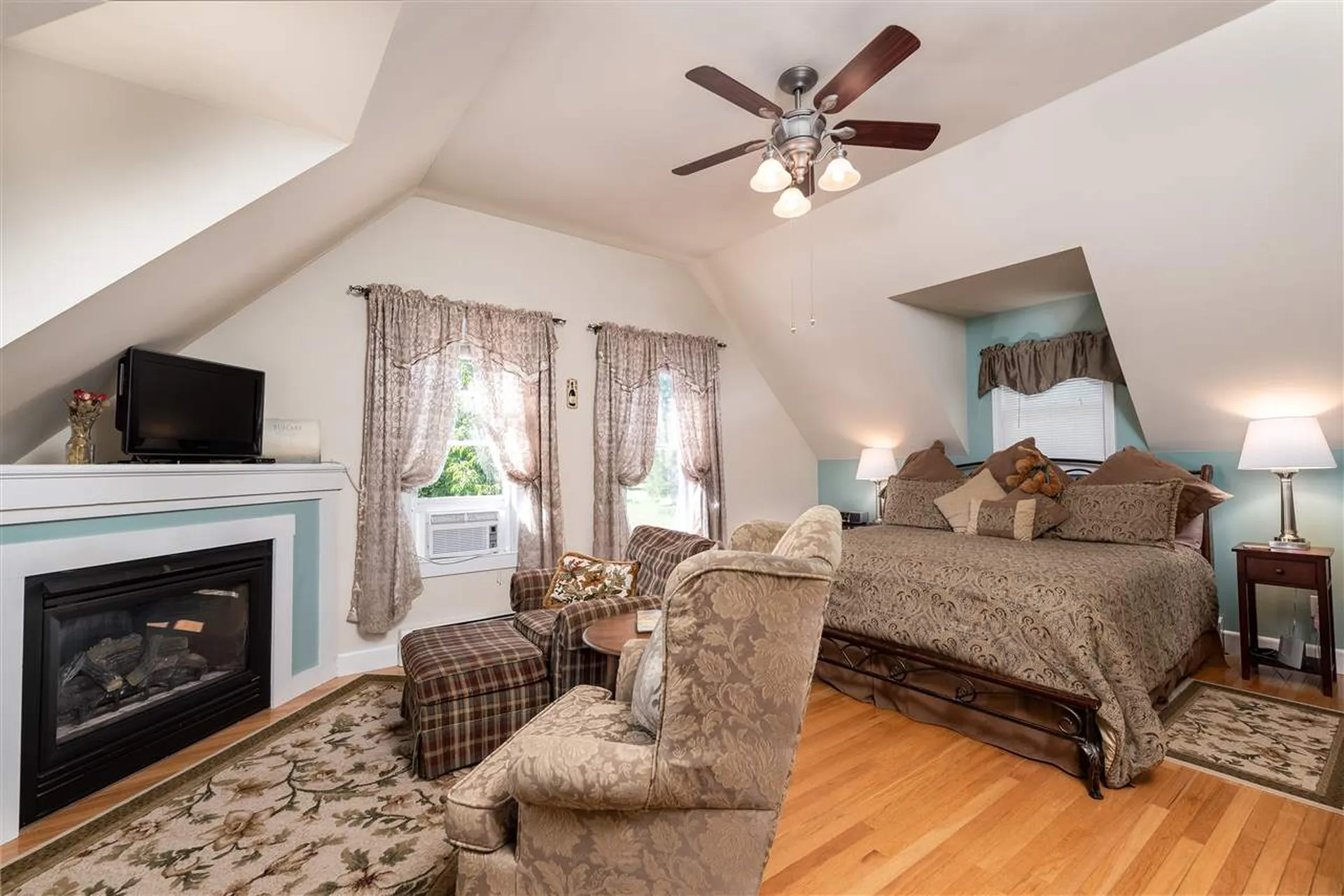 3552 White Mountain Highway Conway NH 03860