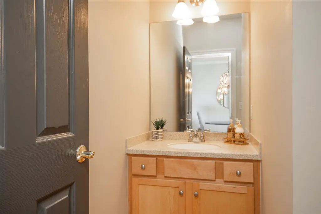 511 Ocean Boulevard Hampton NH 03842
