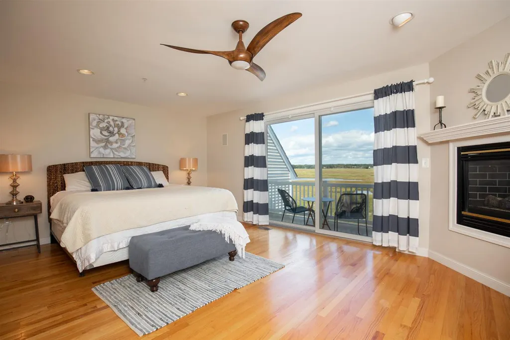 511 Ocean Boulevard Hampton NH 03842