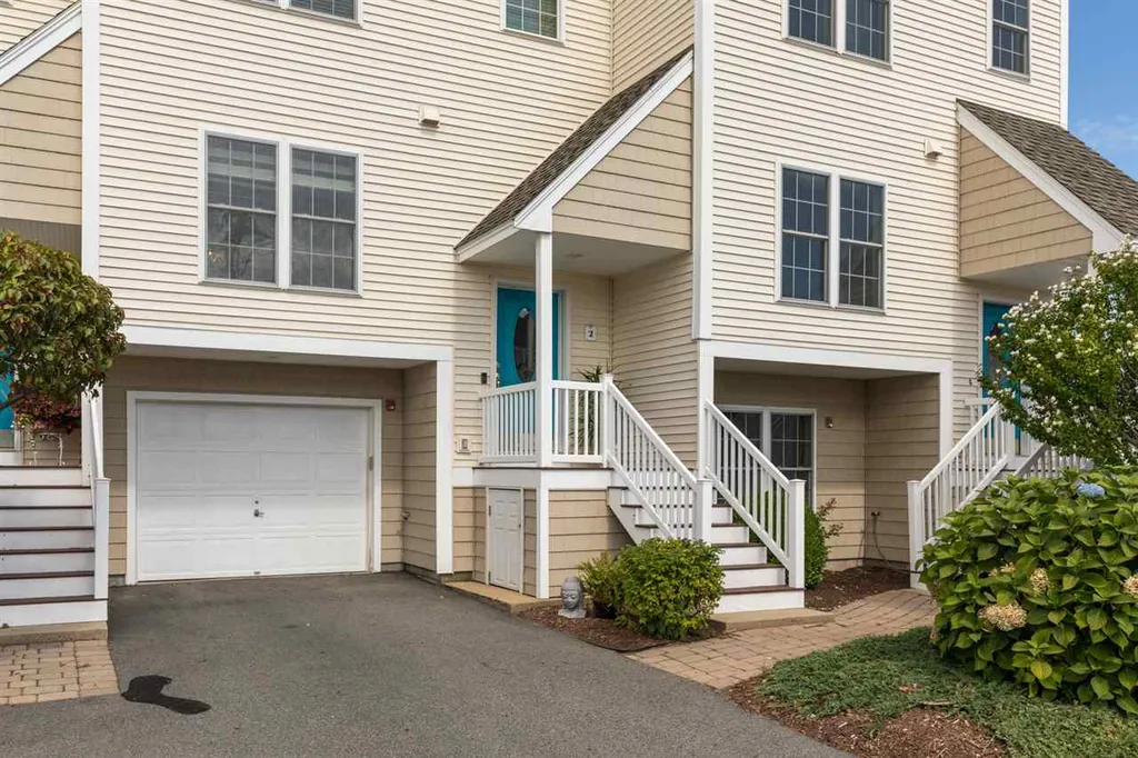 511 Ocean Boulevard Hampton NH 03842