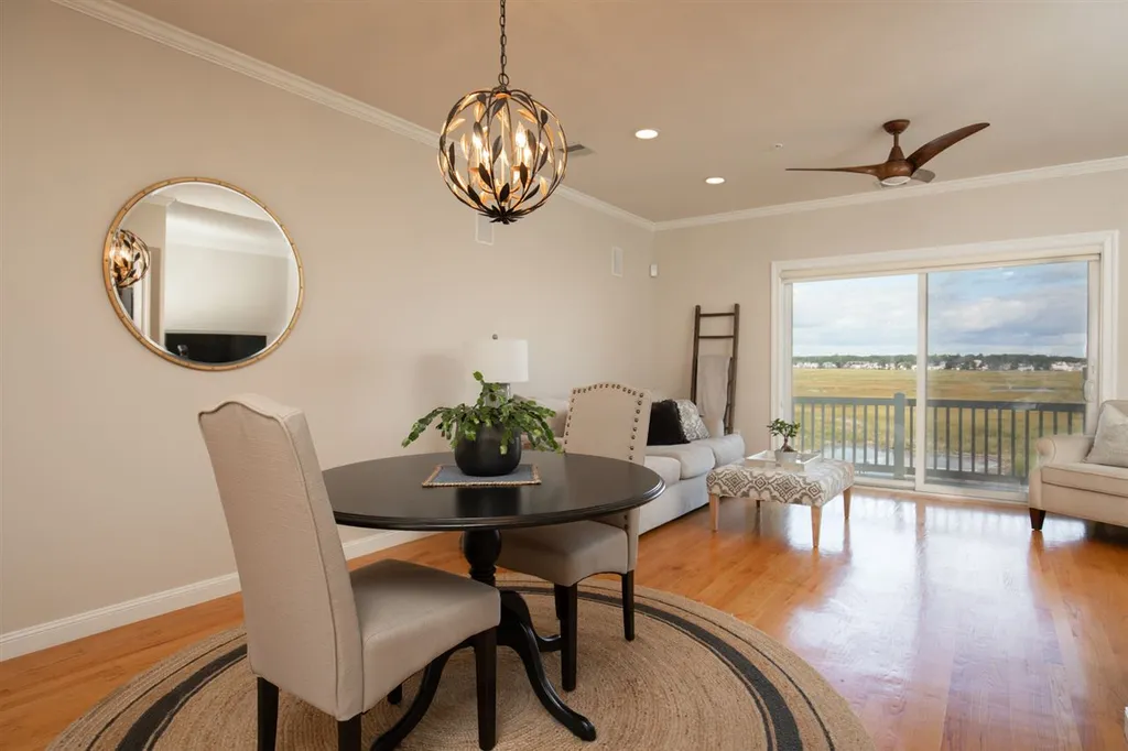 511 Ocean Boulevard Hampton NH 03842