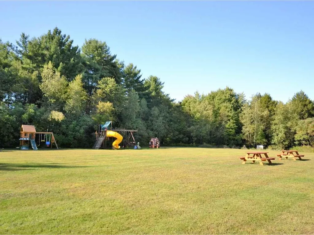 54 Colonial Road Fairfax VT 05454