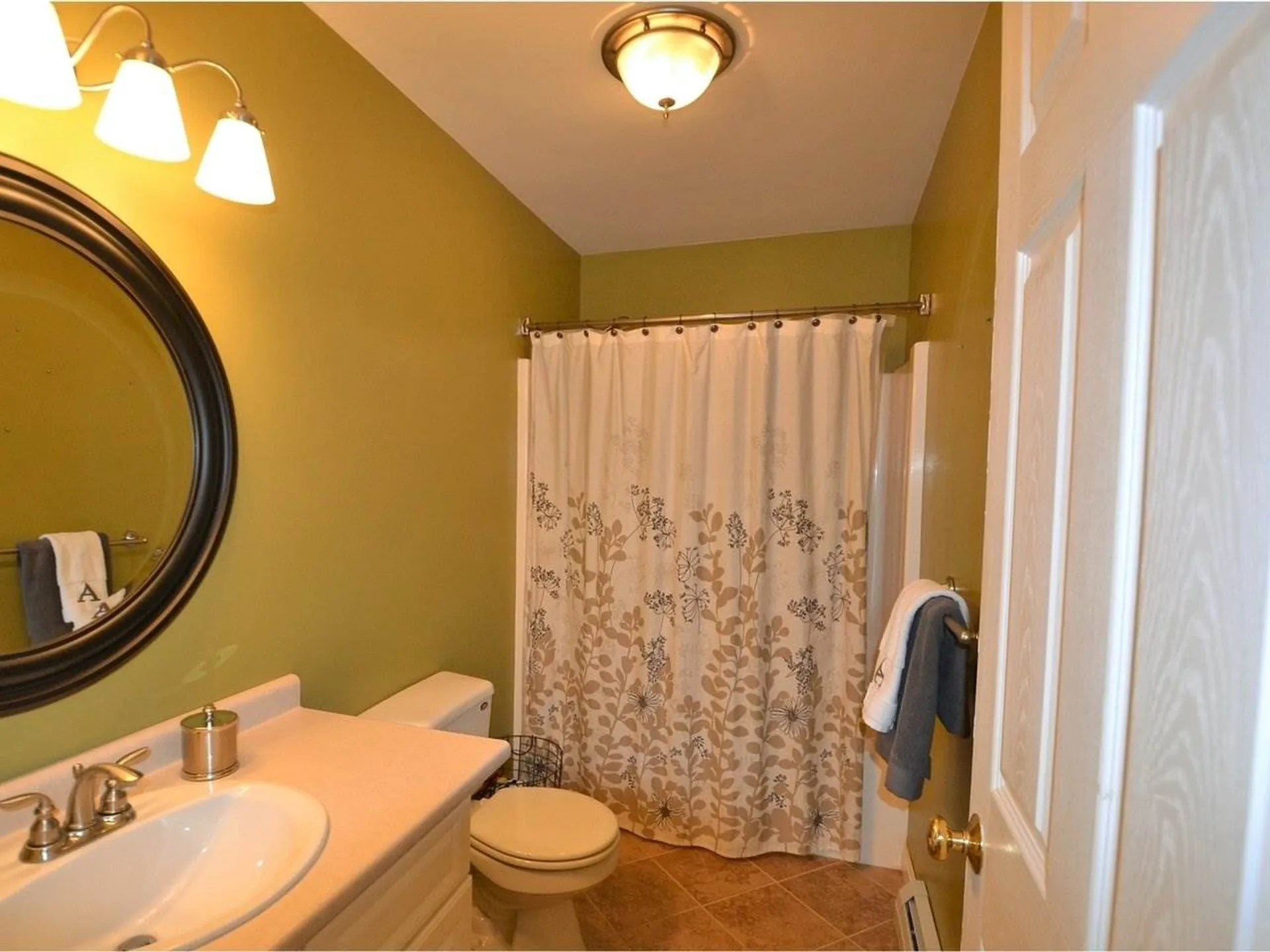 54 Colonial Road Fairfax VT 05454
