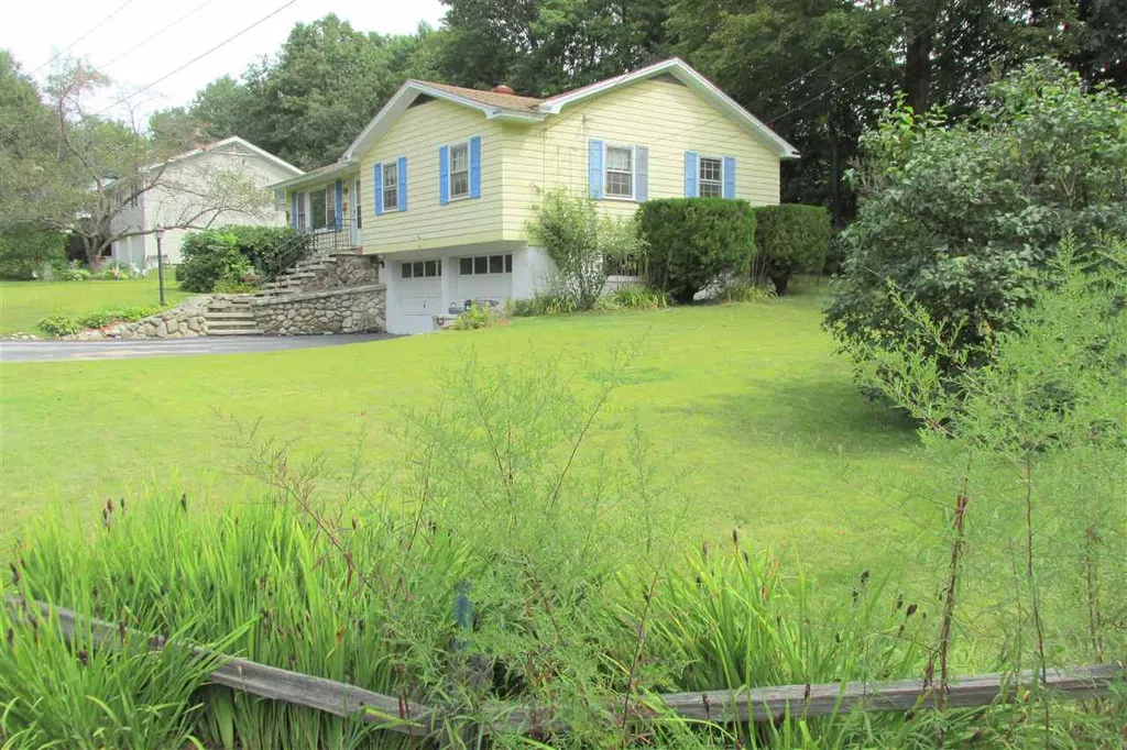 5 Hillview Terrace Farmington NH 03835