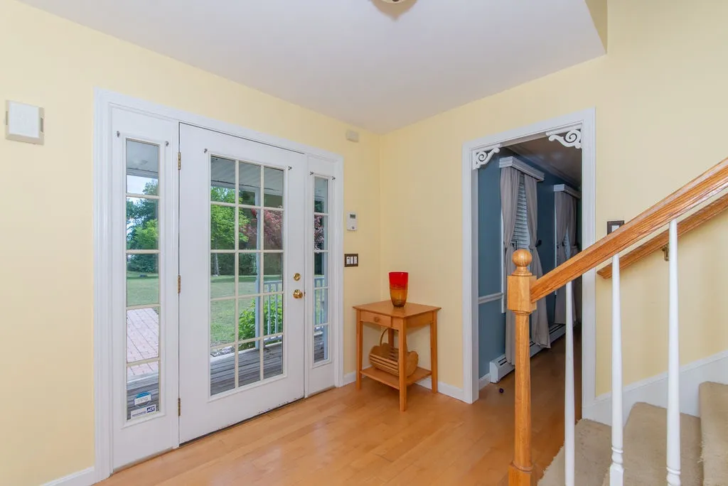 2 Jolan Lane Raymond NH 03077