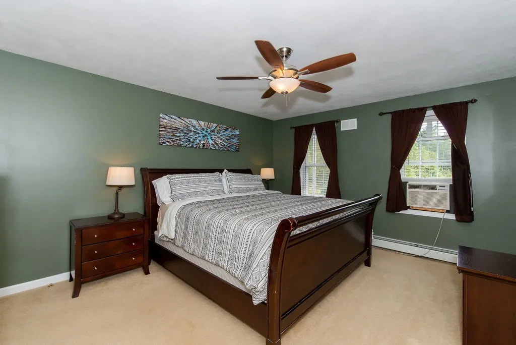 2 Jolan Lane Raymond NH 03077