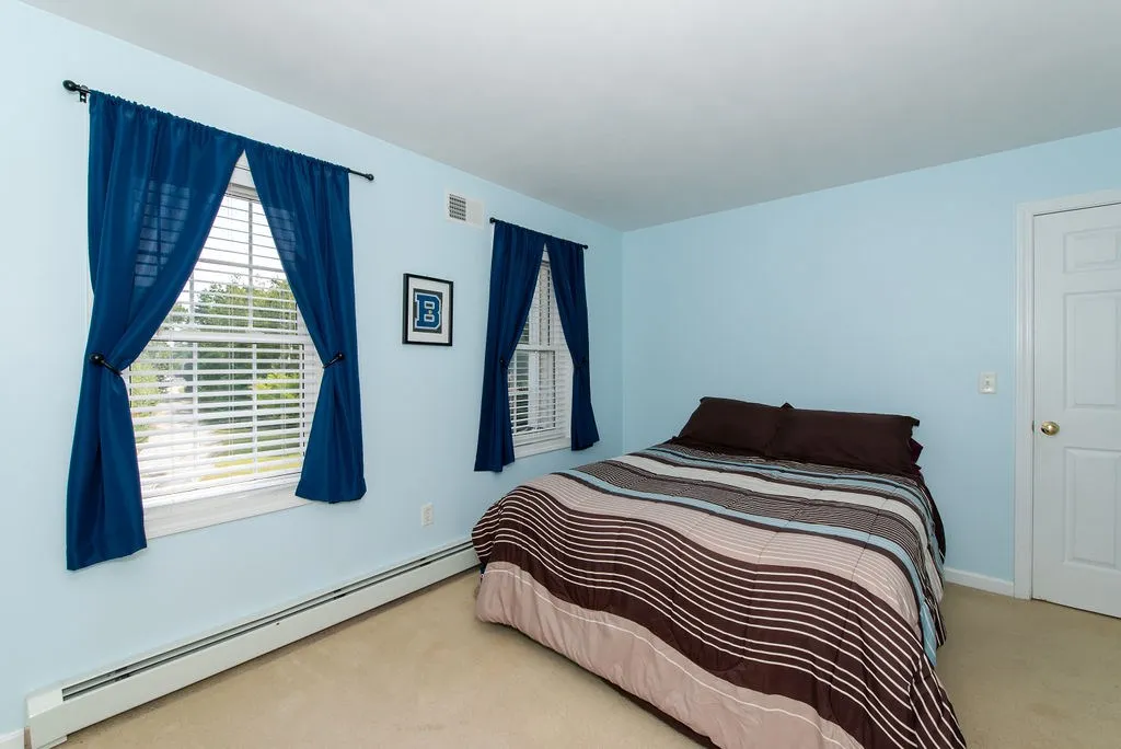 2 Jolan Lane Raymond NH 03077
