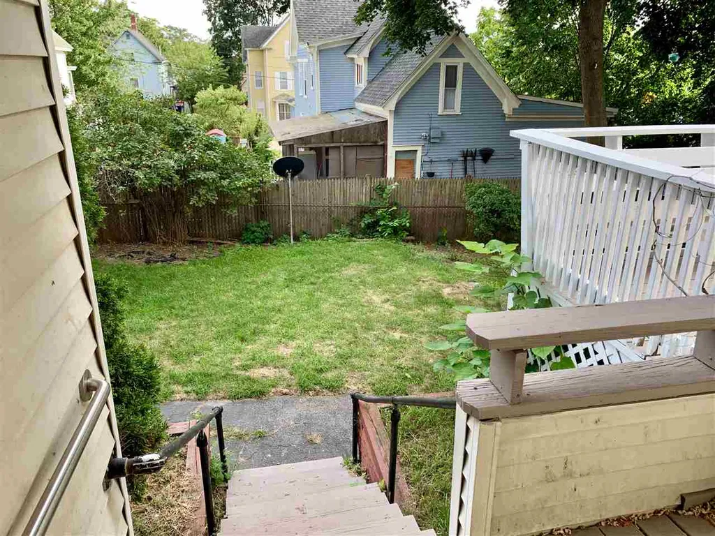 28 Linden Street Manchester NH 03104