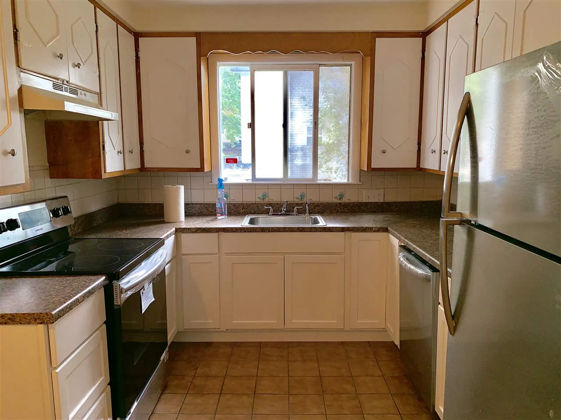 28 Linden Street Manchester NH 03104