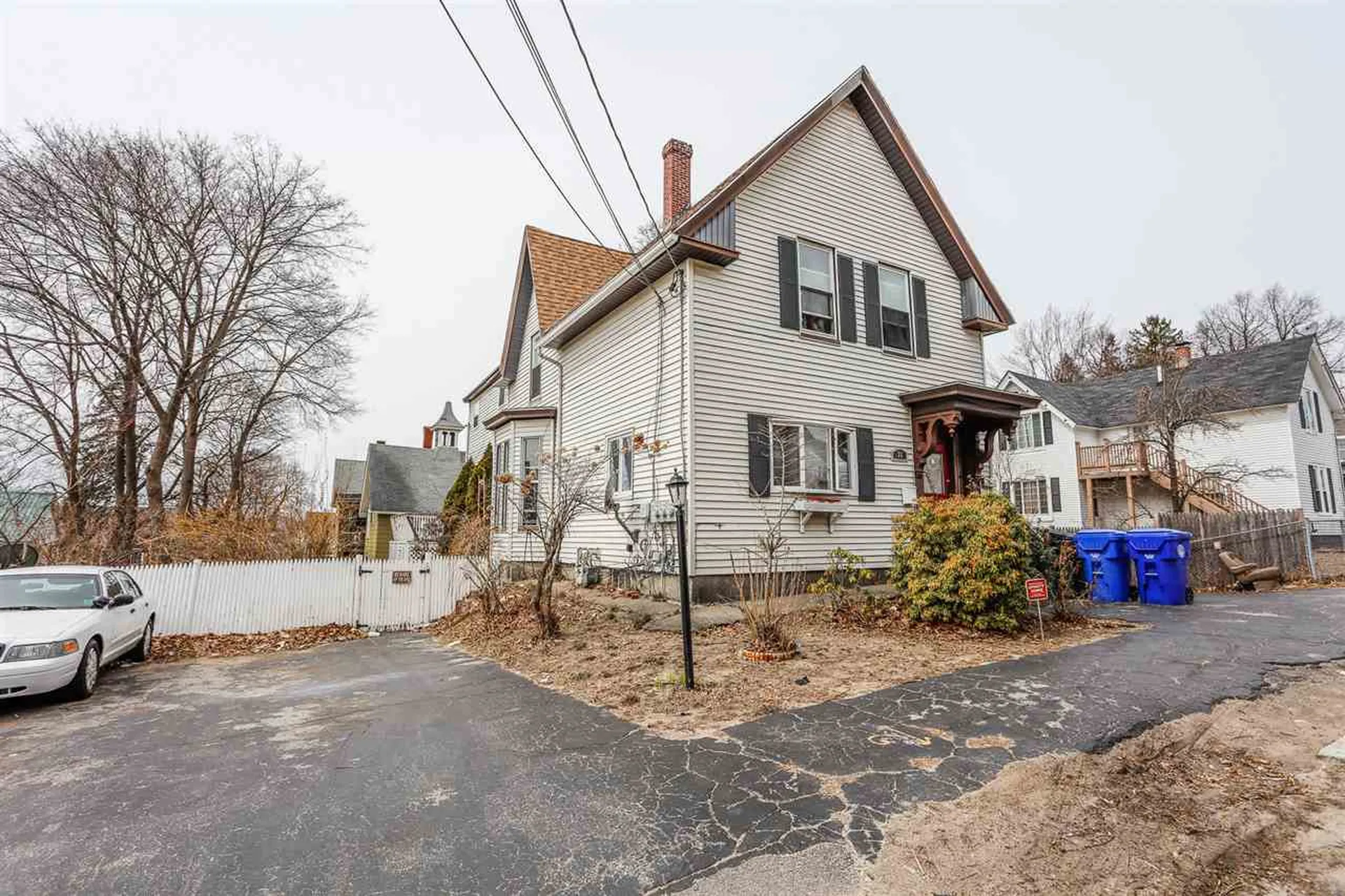 28 Linden Street Manchester NH 03104