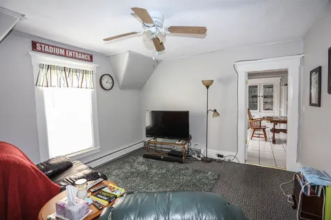 28 Linden Street Manchester NH 03104