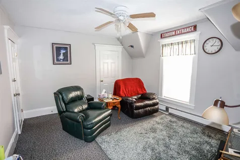 28 Linden Street Manchester NH 03104
